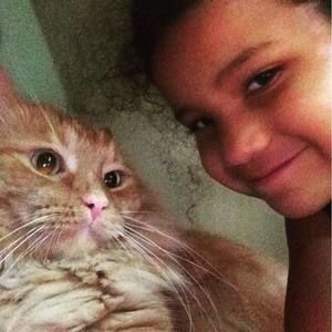 Meet your Posher, Joyce